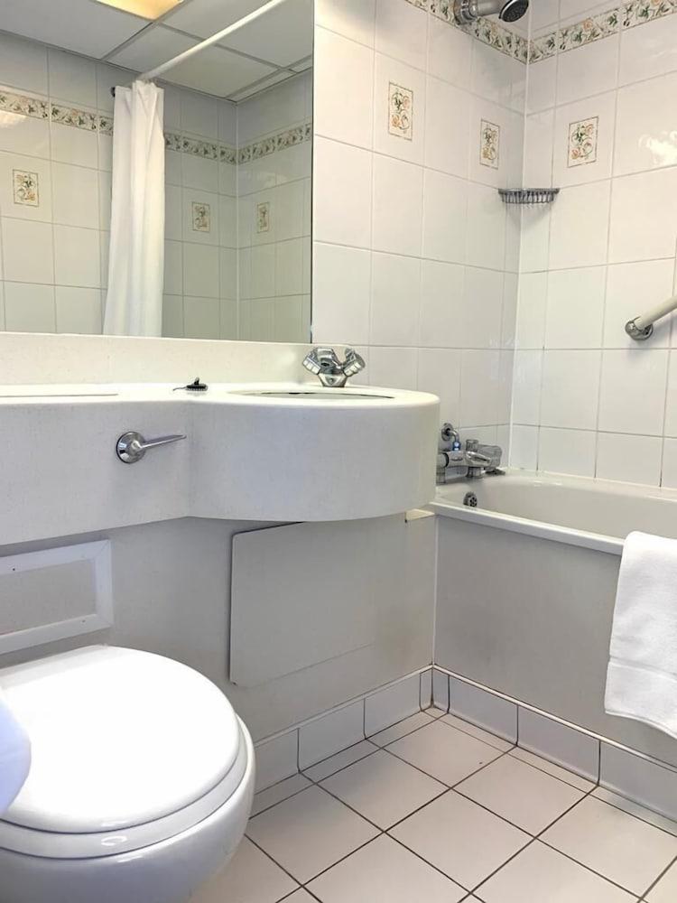 Fairways Lodge & Leisure Club Прествіч Екстер'єр фото