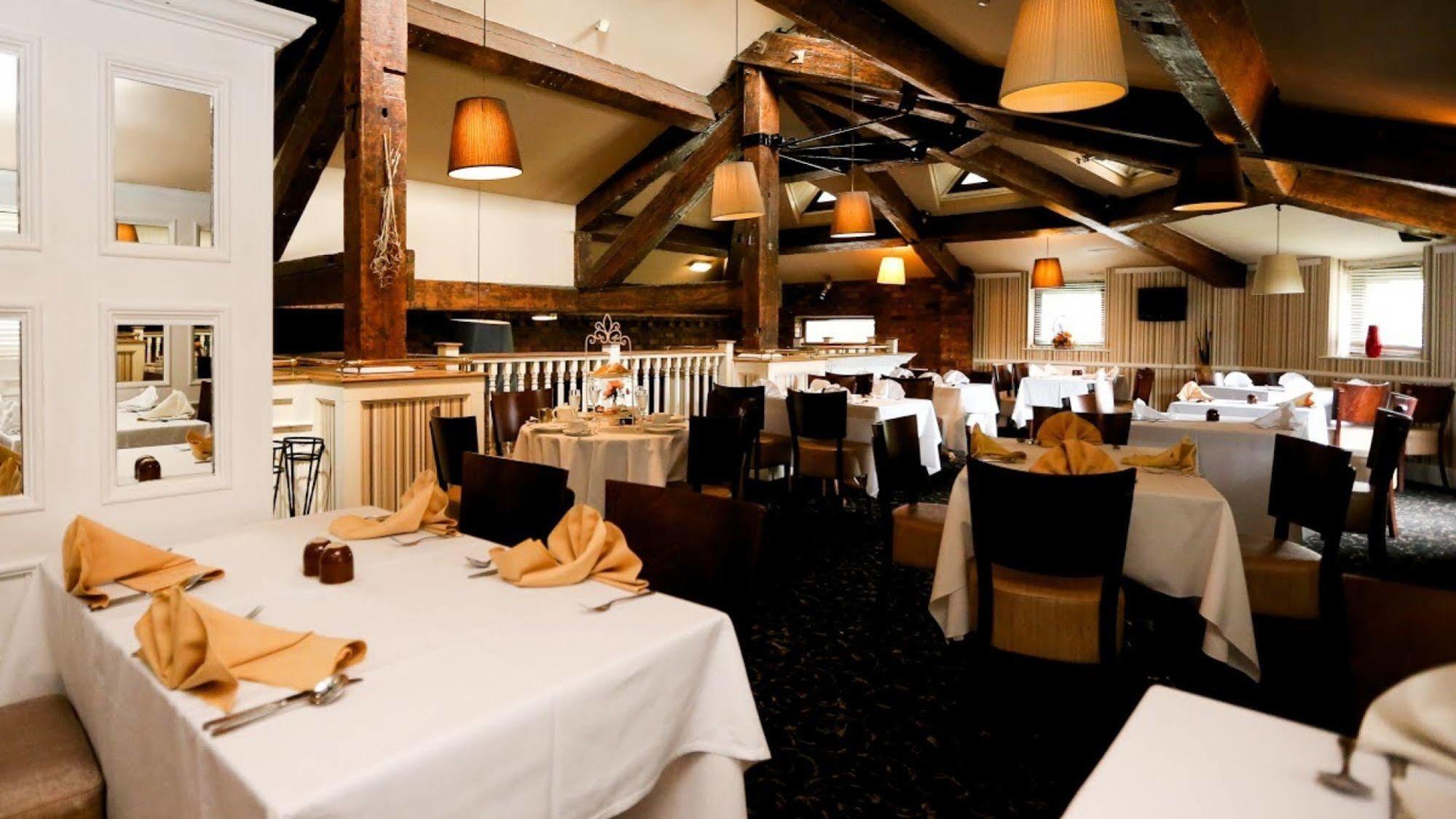 Fairways Lodge & Leisure Club Прествіч Екстер'єр фото